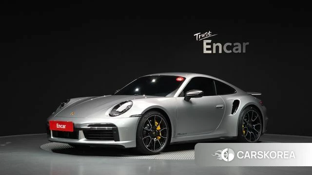 Porsche 911(992) 2022 Серебристо-серый из Кореи