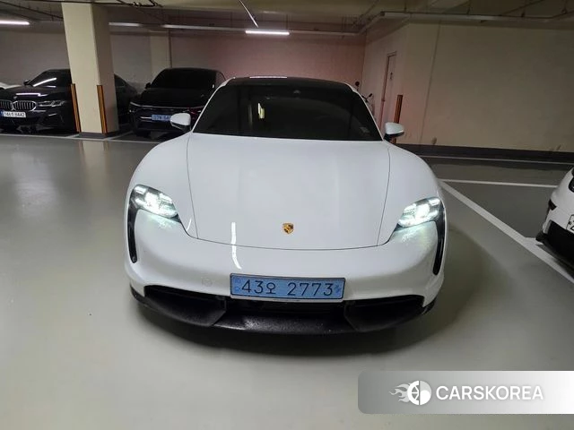 Porsche Taycan 2021 Белый из Кореи