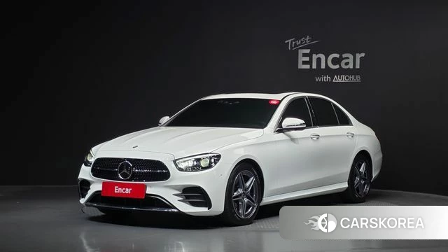 Mercedes-Benz E-Class W213 2023 Белый из Кореи