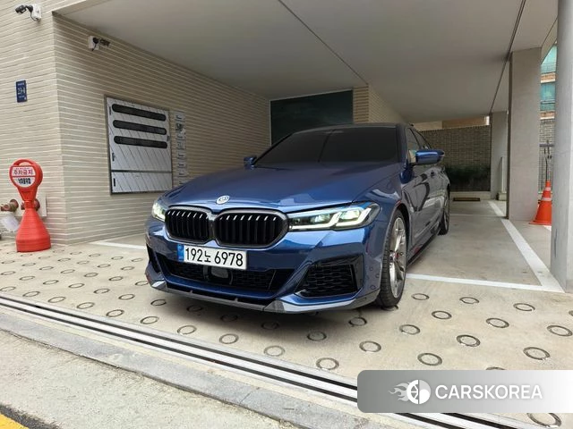 BMW 5 Series (G30) 2022 Синий из Кореи