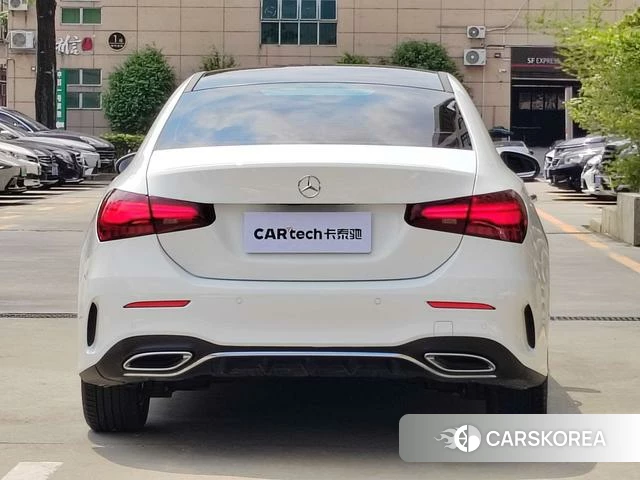 Mercedes-Benz A-Class 2023 Белый из Китая