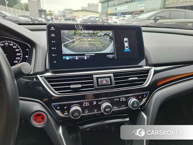 Honda Inspire 2023 Белый из Китая