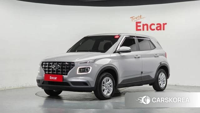 Hyundai Venue 2025 Серебристо-серый из Кореи