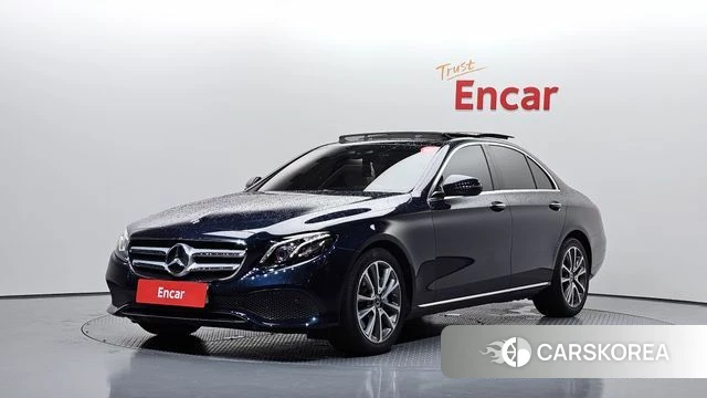 Mercedes-Benz E-Class W213 2018 Синий из Кореи