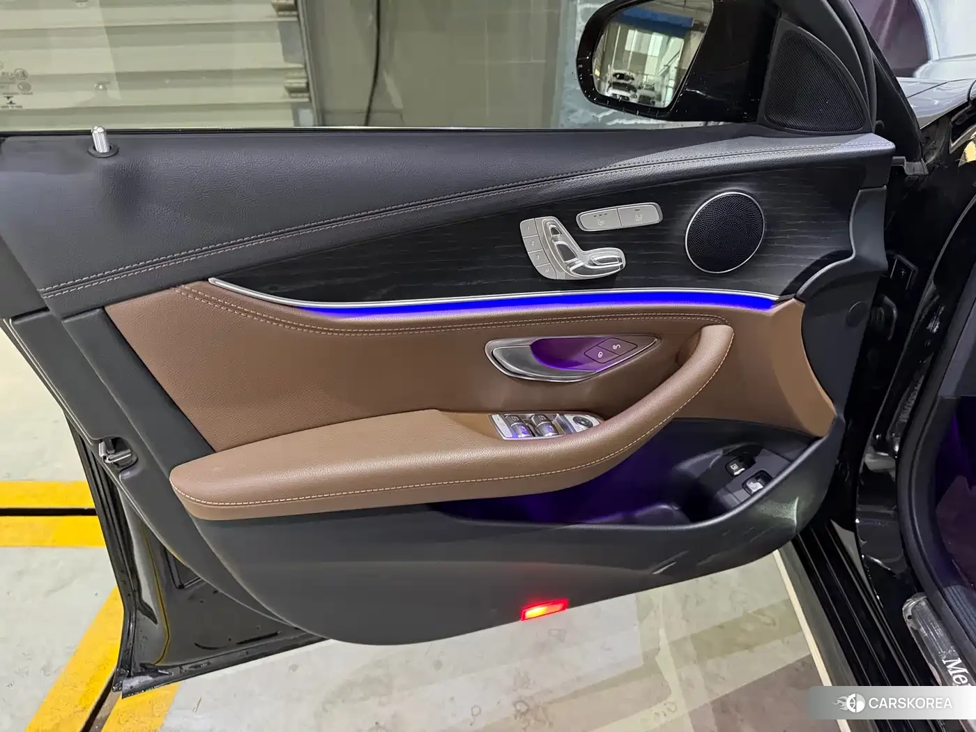 Mercedes-Benz E-Class 2023 Черный из Китая