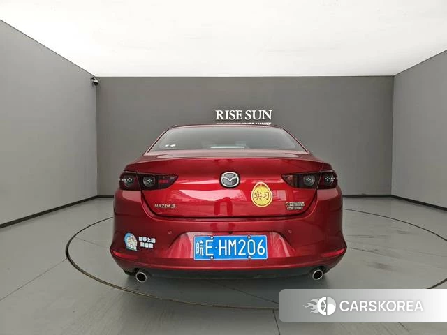 Mazda 3 2021 Красный из Китая