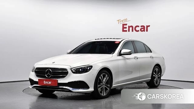 Mercedes-Benz E-Class W213 2022 Белый из Кореи