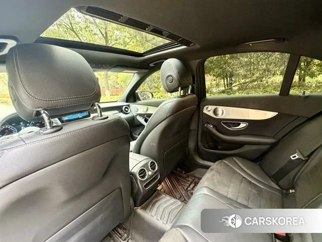 Mercedes-Benz C-class 2021 Зеленый из Китая