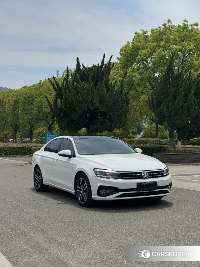 Volkswagen Lamando 2021 Белый из Китая
