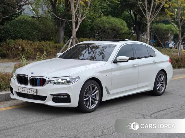 BMW 5 Series (G30) 2018 Белый из Кореи