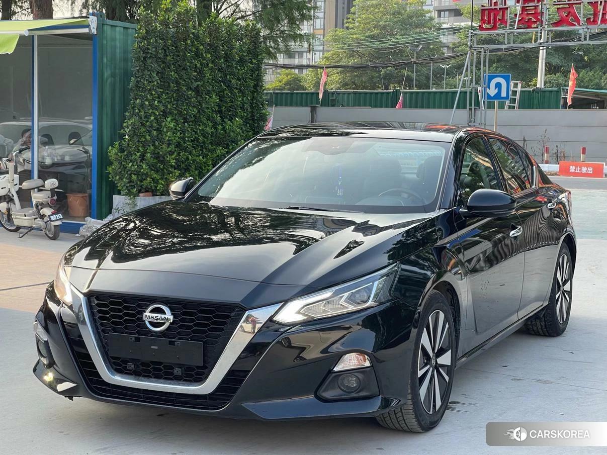 Nissan Altima 2020 Черный из Китая