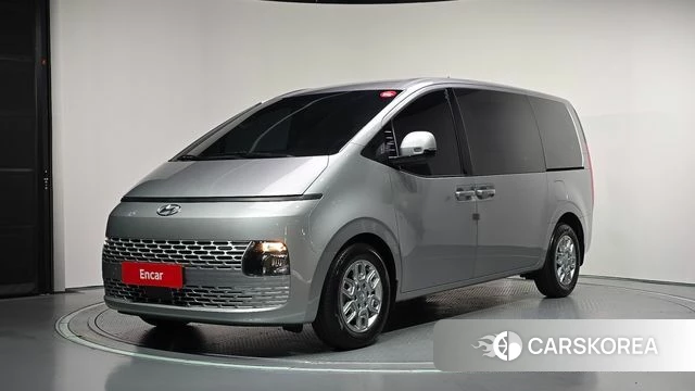 Hyundai Staria 2023 Серебряный из Кореи