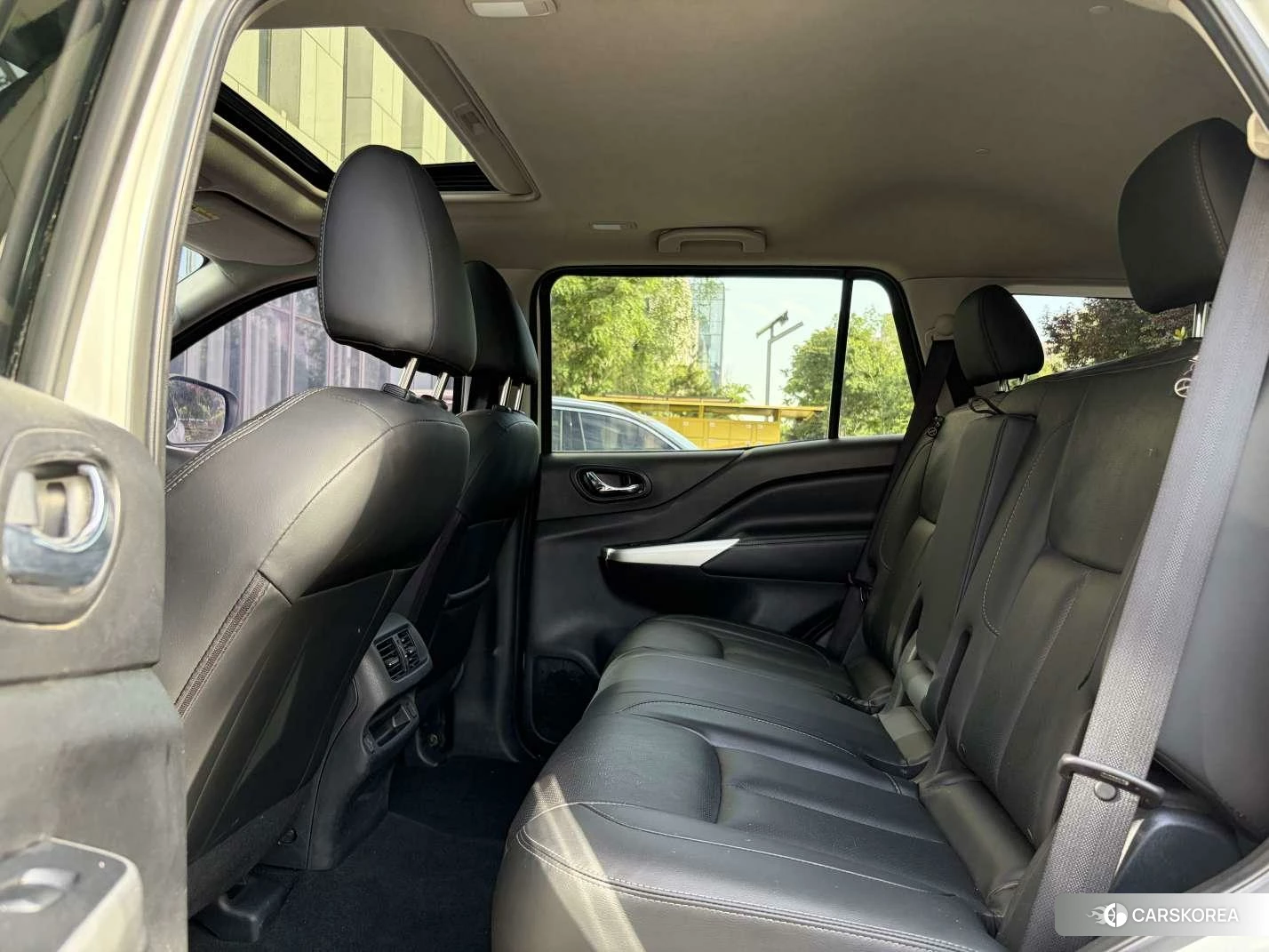 Nissan Terra 2019 Белый из Китая