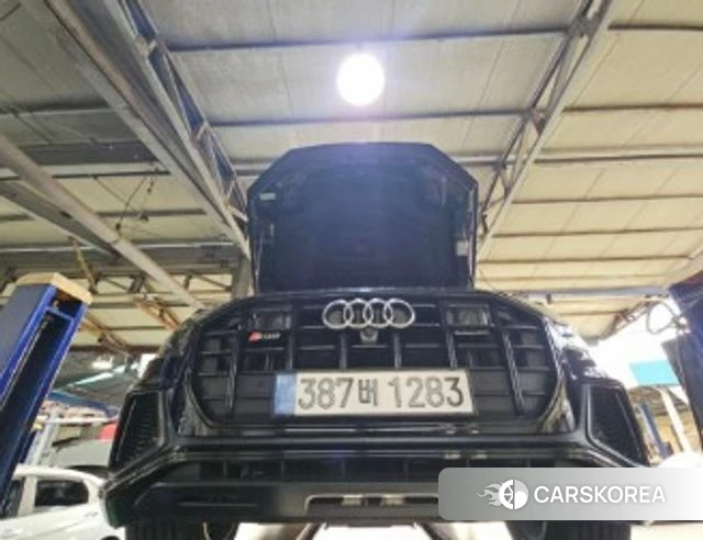 Audi SQ8 (4M) 2020 Черный из Кореи