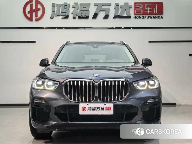 BMW X5 2021 Темно-серый из Китая