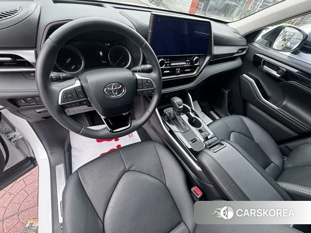 Toyota Highlander 2022 Белый из Китая