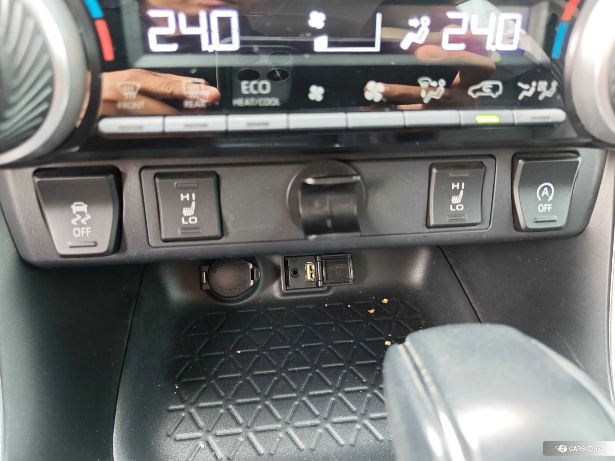 Toyota RAV4 2021 Черный из Китая