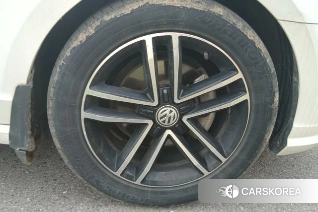 Volkswagen Lamando 2021 Белый из Китая