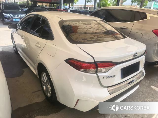 Toyota Levin 2021 Белый из Китая