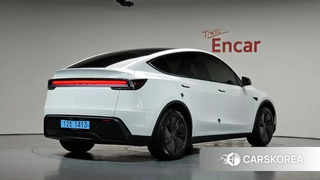 Tesla Model Y 2026 Белый из Кореи