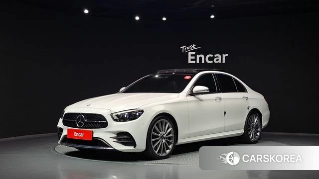 Mercedes-Benz E-Class W213 2022 Белый из Кореи