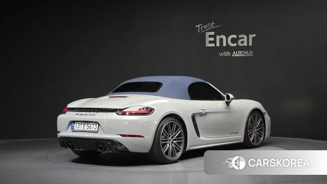 Porsche 718 Boxster 2024 Жемчужный цвет из Кореи