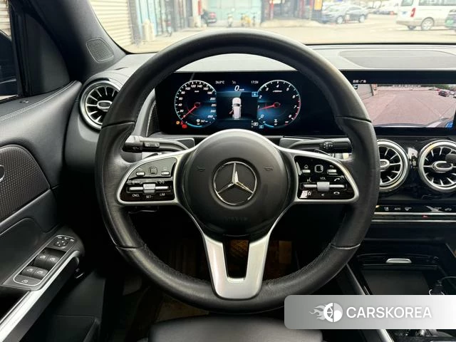 Mercedes-Benz GLB 2021 Черный из Китая