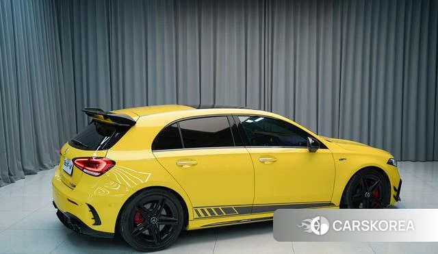 Mercedes-Benz AMG A-Class 2021 Желтый из Китая