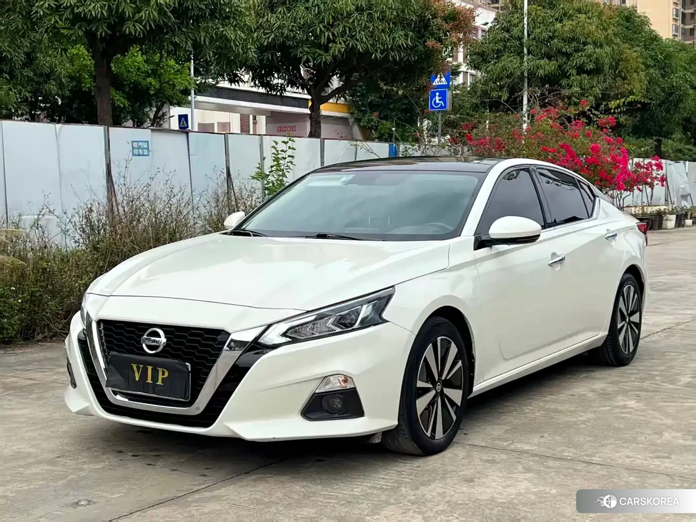 Nissan Altima 2022 Белый из Китая