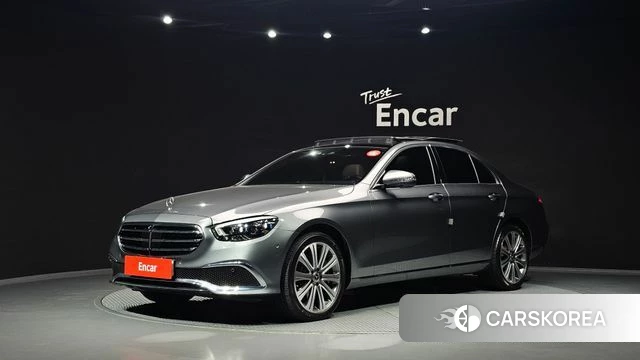 Mercedes-Benz E-Class W213 2021 Серый из Кореи