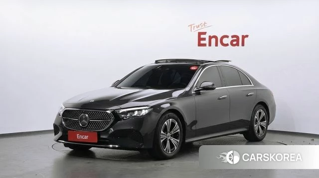 Mercedes-Benz E-Class W214 2024 Серый из Кореи