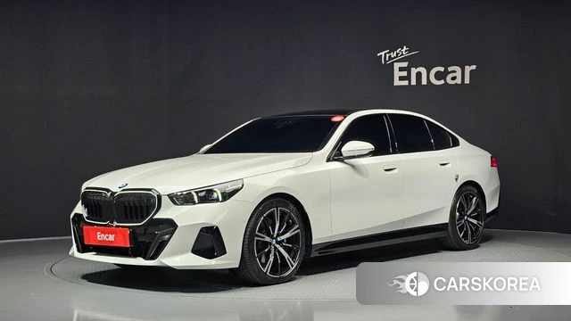 BMW 5 Series (G60) 2026 Белый из Кореи