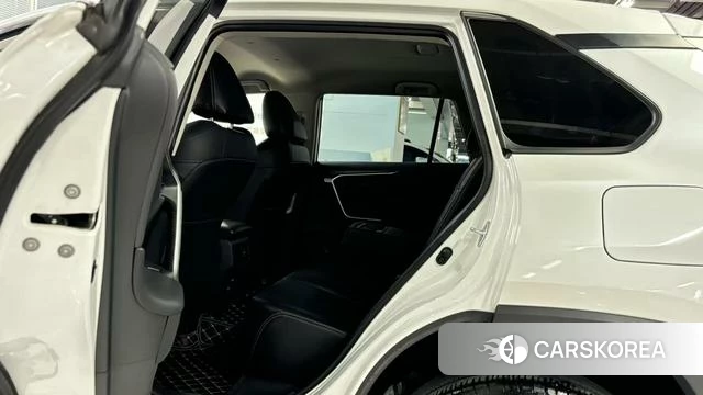 Toyota RAV4 2024 Белый из Китая