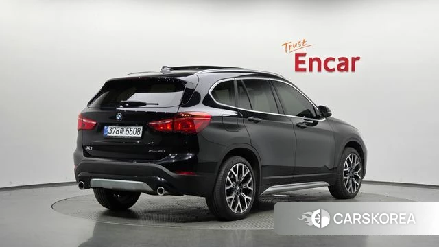 BMW X1 (F48) 2022 Черный из Кореи