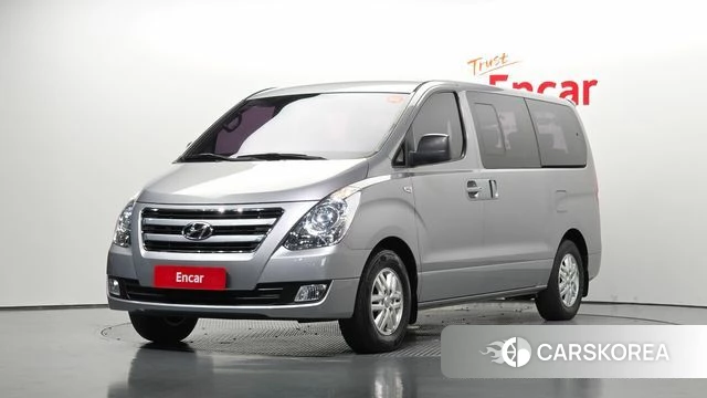 Hyundai Grand Starex 2018 Серебряный из Кореи