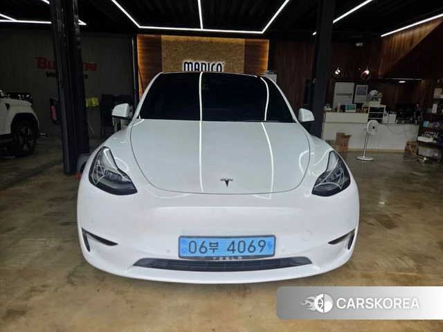 Tesla Model Y 2021 Белый из Кореи