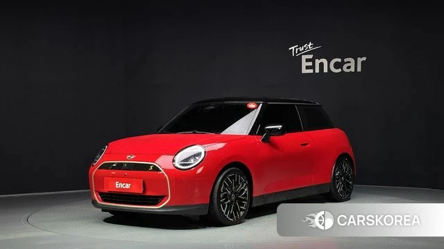 Mini Cooper Electric 4th Generation 2024 Красный из Кореи