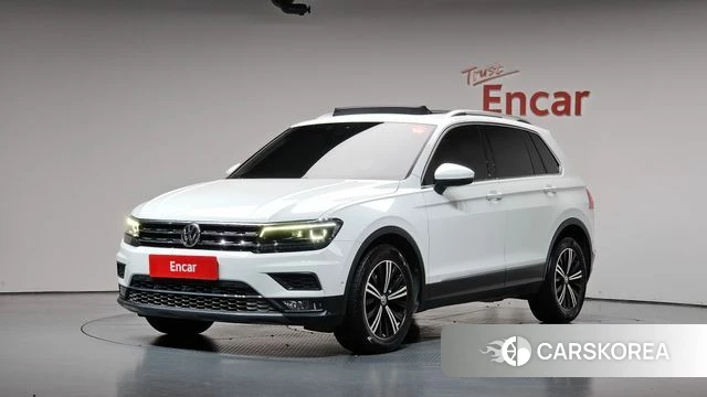 Volkswagen Tiguan second Generation 2018 Белый из Кореи