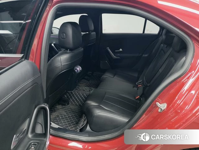 Mercedes-Benz A-Class 2021 Красный из Китая