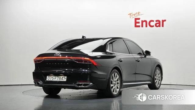 Hyundai The New Grandeur IG Hybrid 2020 Черный из Кореи