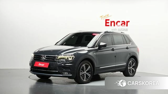 Volkswagen Tiguan second Generation 2020 Серый из Кореи
