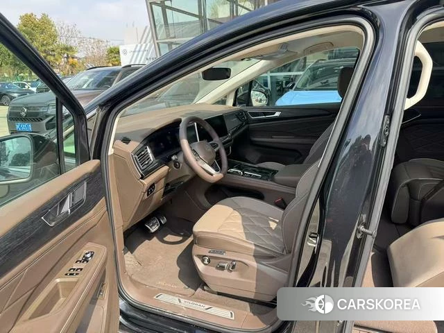 Volkswagen Viloran 2024 Черный из Китая