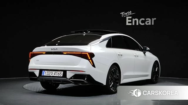 Kia The New K5 3rd generation 2025 Белый из Кореи