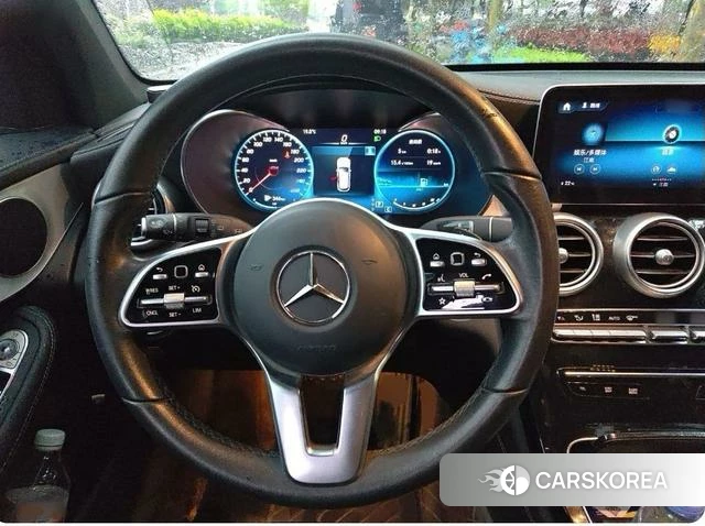 Mercedes-Benz GLC 2021 Белый из Китая
