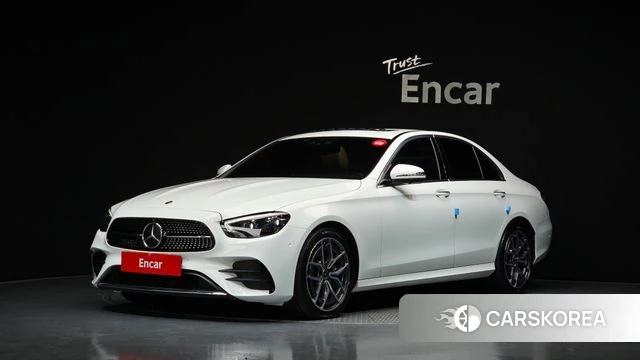 Mercedes-Benz E-Class W213 2021 Белый из Кореи