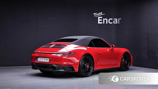Porsche 911(992) 2023 Красный из Кореи