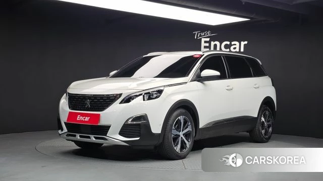Peugeot 5008 second generation 2018 Белый из Кореи