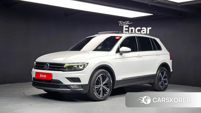 Volkswagen Tiguan second Generation 2020 Белый из Кореи
