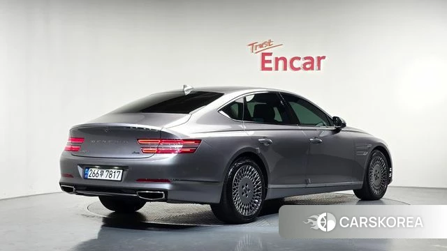 Genesis G80 (RG3) 2023 Серебристо-серый из Кореи