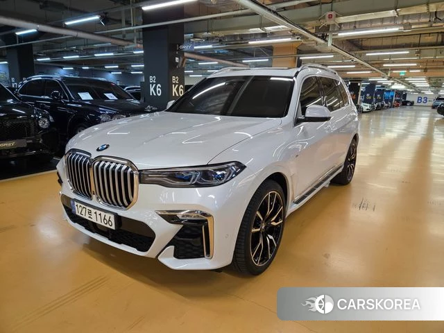 BMW X7 (G07) 2021 Белый из Кореи, фото 2